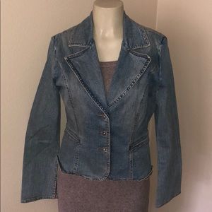Guess Jean jacket size Medium